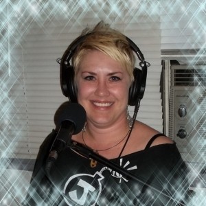 Dena Sweigart appearing on the Worst Little Podcast